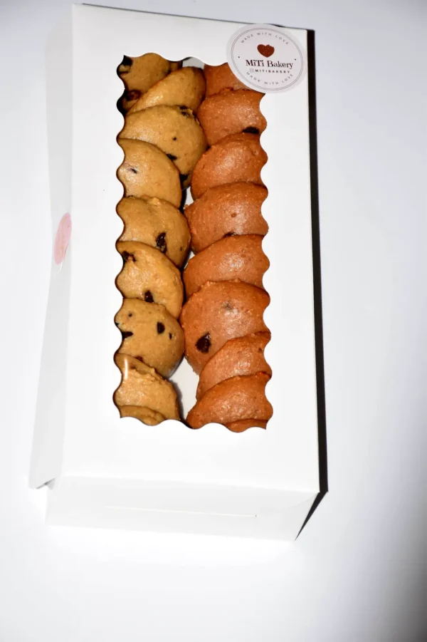 Long window box of protein oat cookies